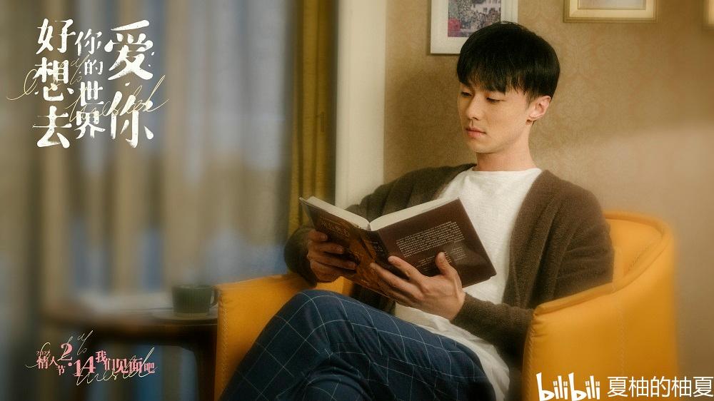 《钢铁是怎样炼成的》这本书有英文版吗？
